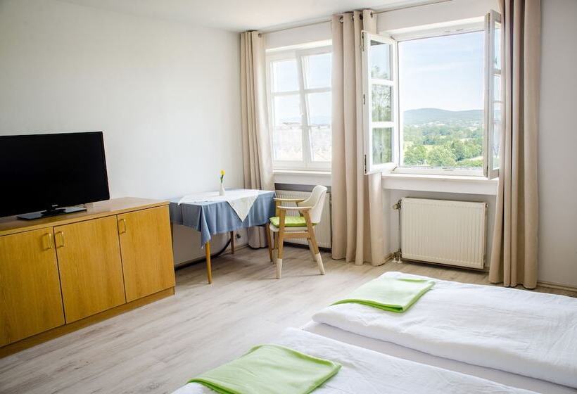 ユースホステル Wallfahrts Gaststätte Heilbrünnl