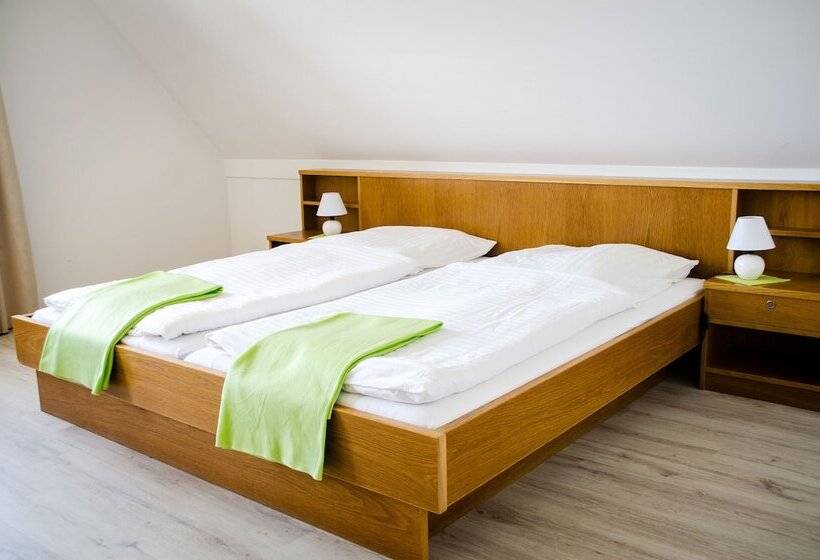 ユースホステル Wallfahrts Gaststätte Heilbrünnl