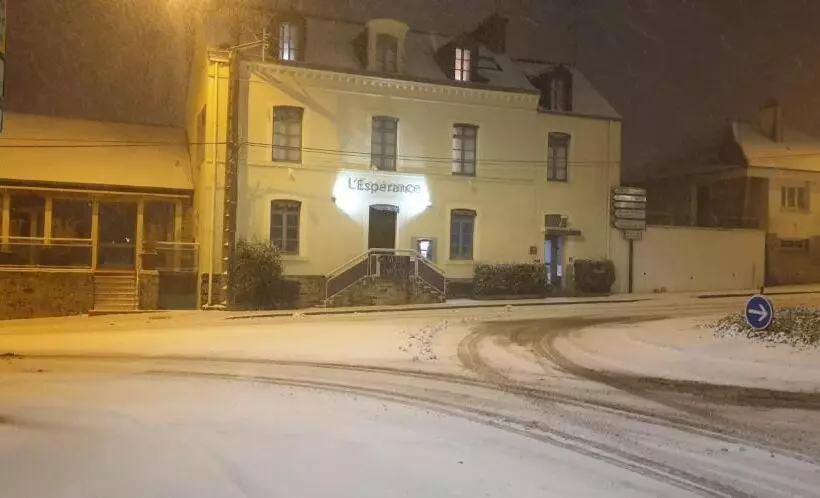 ホテル Hôtel L Espérance Vitré