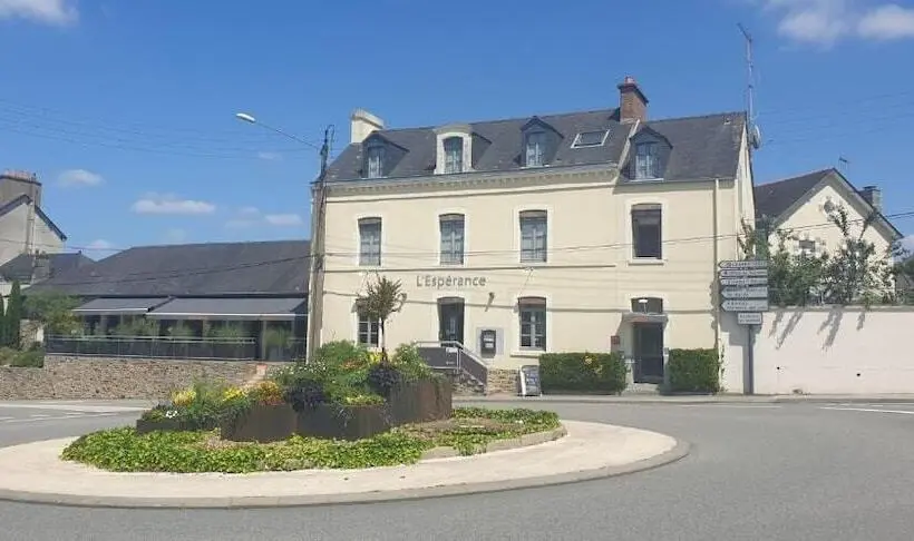 ホテル Hôtel L Espérance Vitré