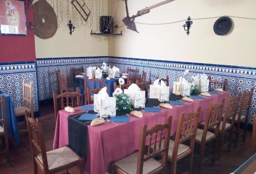 פנסיון La Posada De Eustaquio