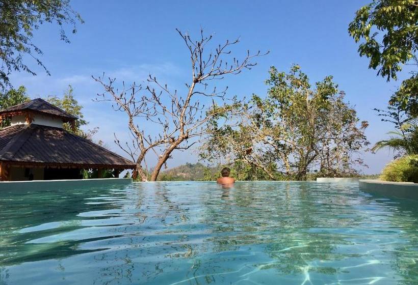 تختخواب و صبحانه Lakeview Lodge Ngapali