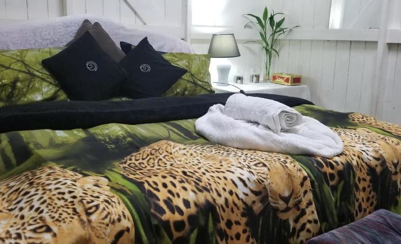 Deans Bed And Breakfast