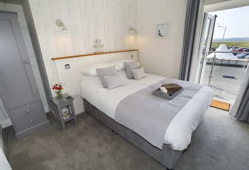 Hotel The Estuary A Bar With Rooms