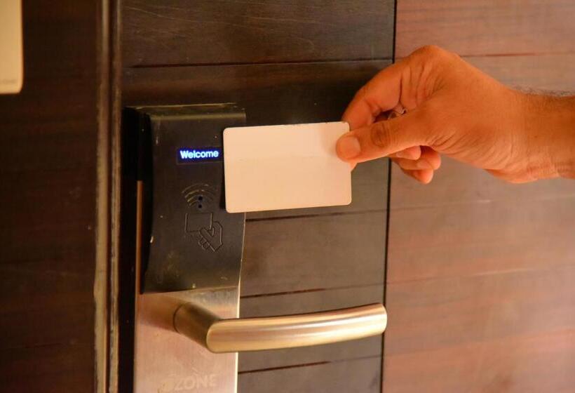 فندق White Boutique