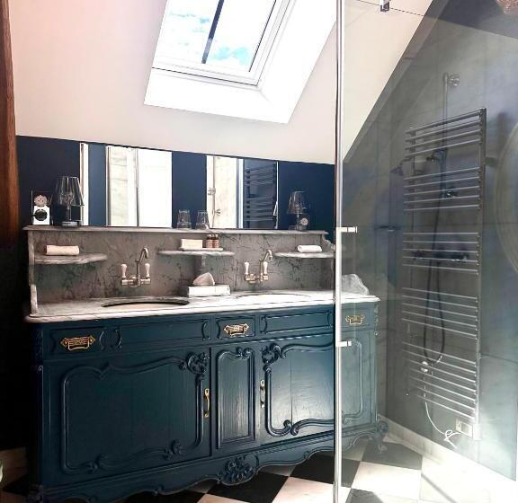 تختخواب و صبحانه La Villa Ribière