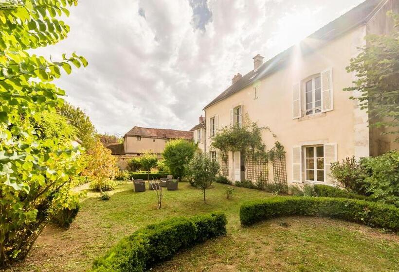 تختخواب و صبحانه La Villa Ribière