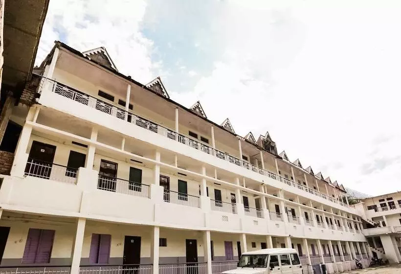 Spot On 44566 Hotel Gautam Park