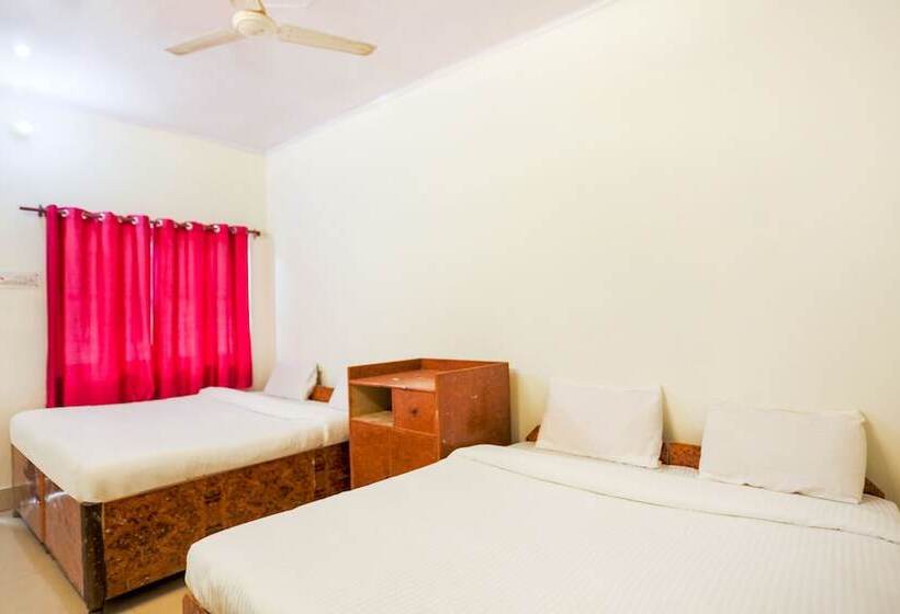 Spot On 44566 Hotel Gautam Park