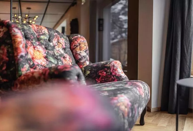 Aamiaismajoitus (B&B) Burgi S Adults Only