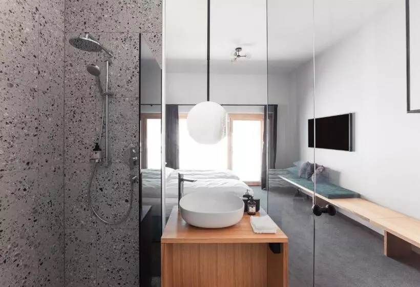 Aamiaismajoitus (B&B) Burgi S Adults Only