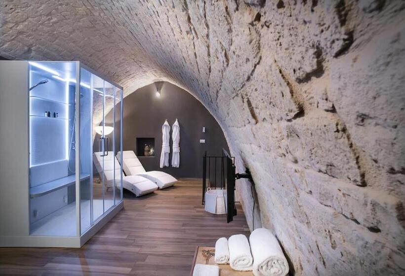 Hotel Petrantiche   Albergo Diffuso