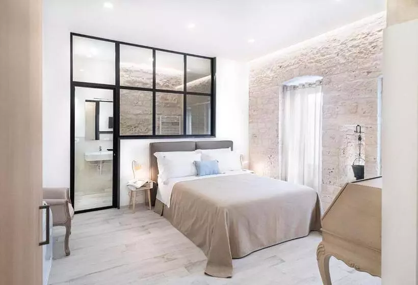 Hotelli Petrantiche   Albergo Diffuso