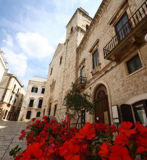 Hotel Petrantiche   Albergo Diffuso