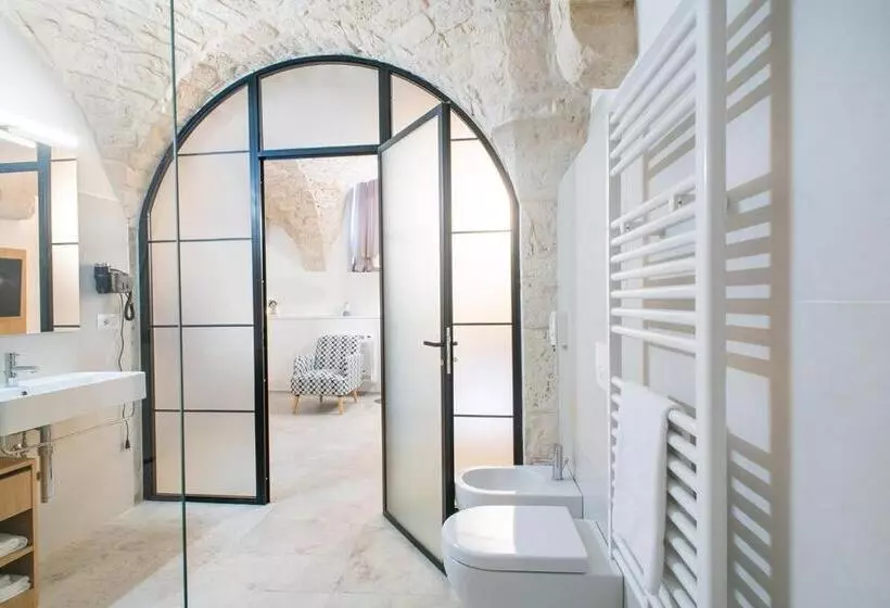 Hotelli Petrantiche   Albergo Diffuso