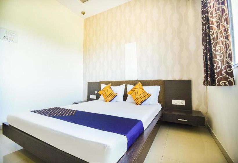 فندق Spot On 42238  Le Serene