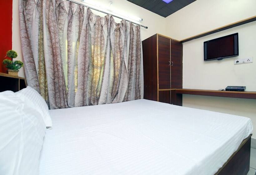 هتل Spot On 42785 Mr Shawarma Family Restaurant &