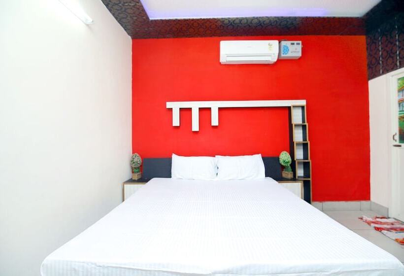 هتل Spot On 42785 Mr Shawarma Family Restaurant &