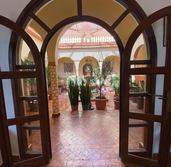 بنسيون Riad Les Trois Merveilles