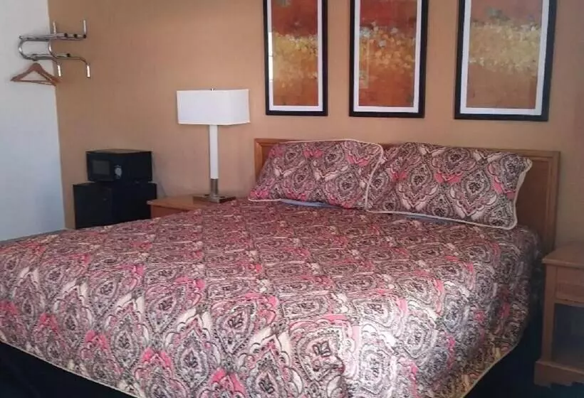 هتل Budget Inn Durango