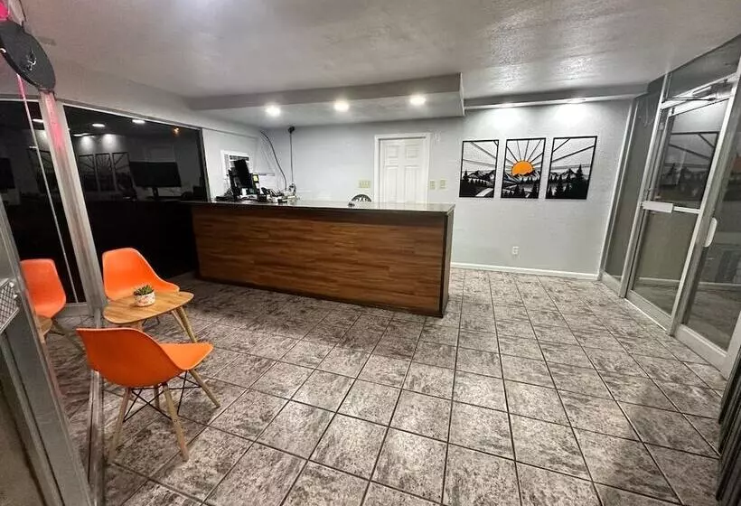 Отель Canyon Inn Flagstaff