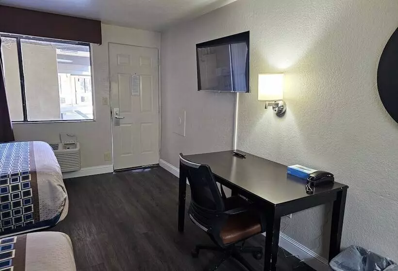 Отель Canyon Inn Flagstaff