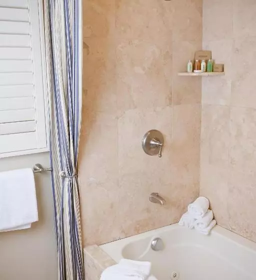 هتل Carmel Country Inn