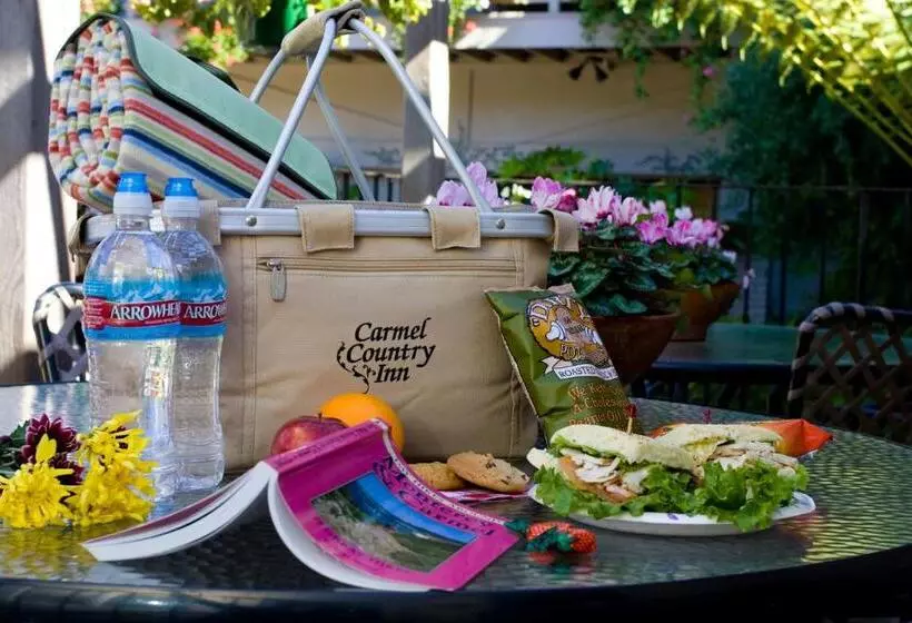 هتل Carmel Country Inn