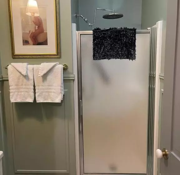 호텔 Carriage House Bed & Breakfast