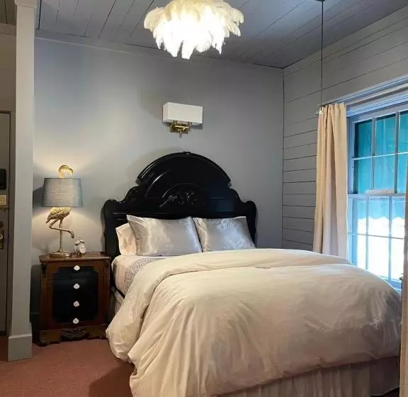 호텔 Carriage House Bed & Breakfast