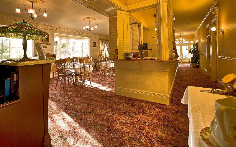 Centrella Hotel, A Kirkwood Collection