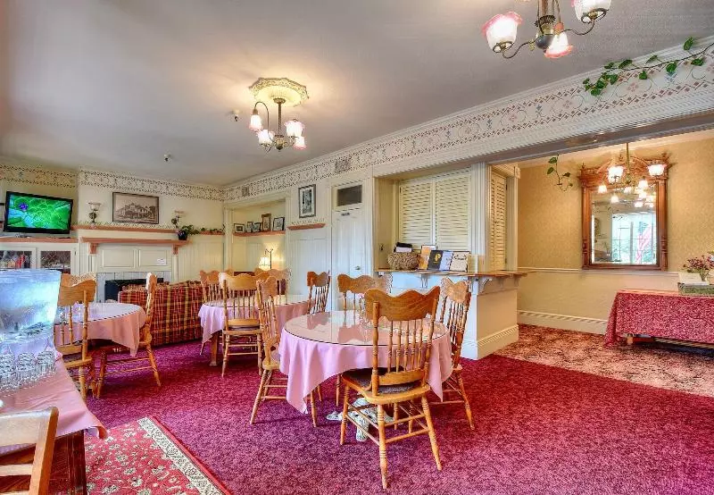 Centrella Hotel, A Kirkwood Collection