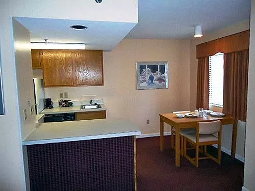 هتل Hawthorn Suites By Wyndham Manchester Hartford