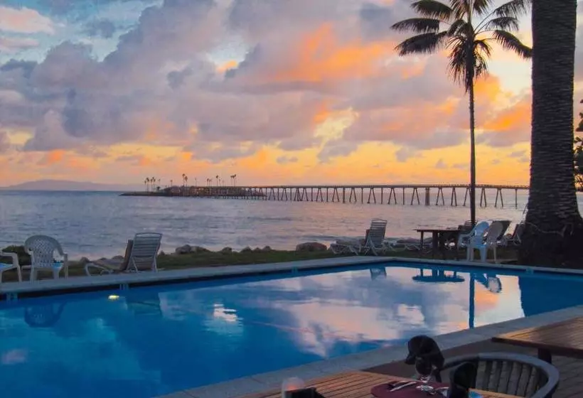 ホテル Cliff House Inn