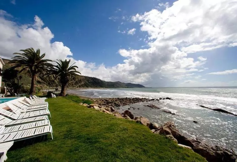 ホテル Cliff House Inn