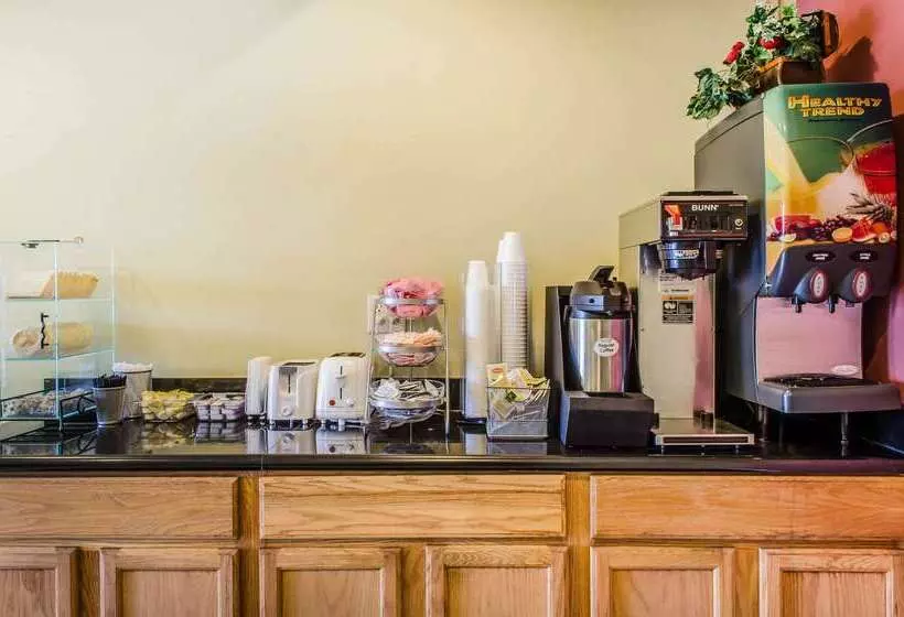 酒店 Rodeway Inn Shippensburg