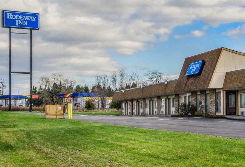 Отель Rodeway Inn Shippensburg