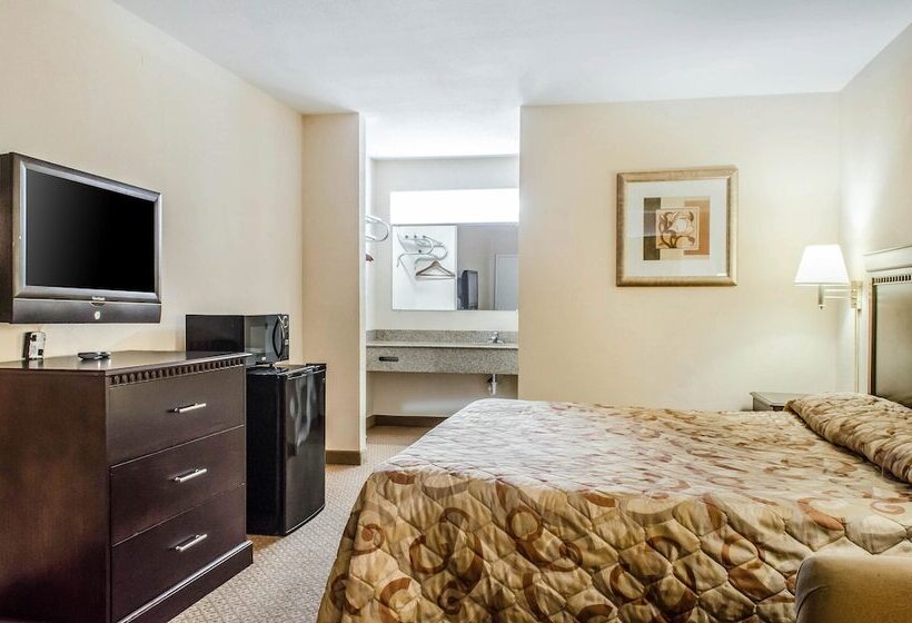 Отель Rodeway Inn Shippensburg