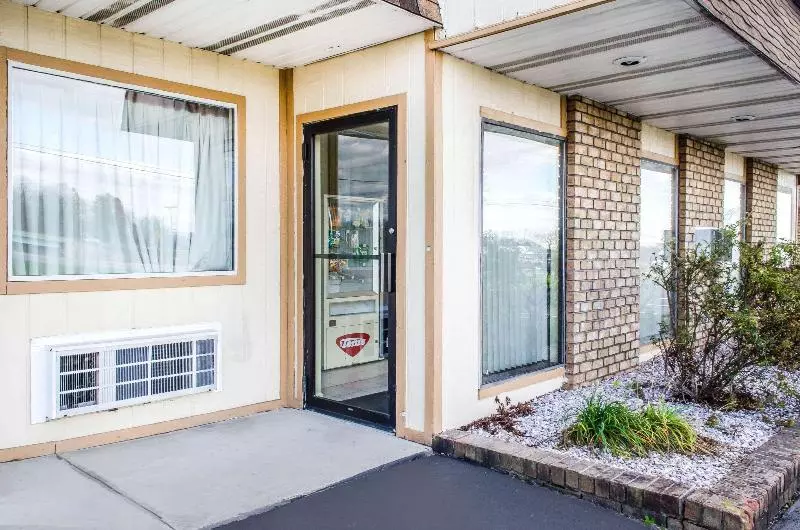 酒店 Rodeway Inn Shippensburg