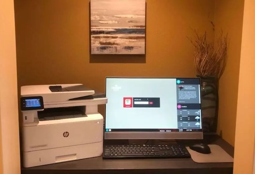 Отель Sonesta Simply Suites Detroit Troy