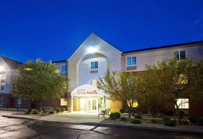 Отель Sonesta Simply Suites Detroit Troy