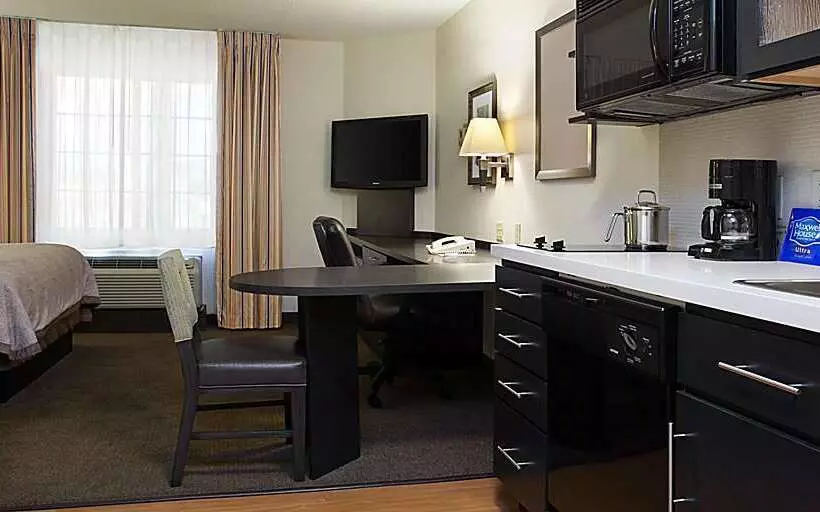בית מלון כפרי Sonesta Simply Suites Jacksonville