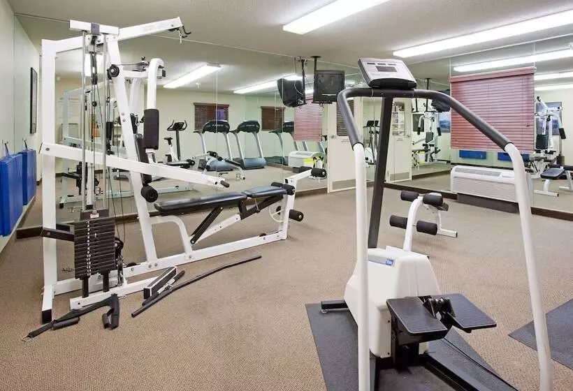 בית מלון כפרי Sonesta Simply Suites Salt Lake City Airport