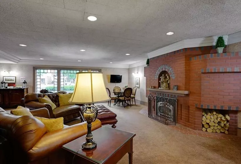 호텔 The Clarkson Inn