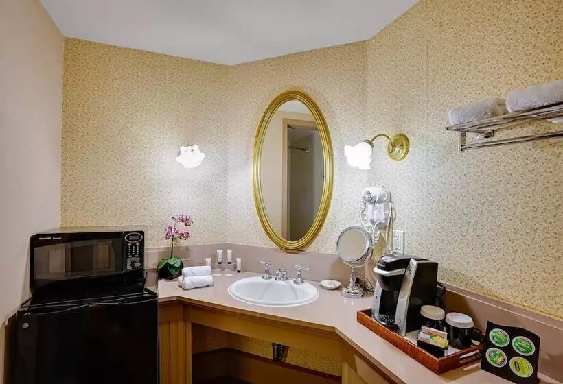 호텔 The Clarkson Inn