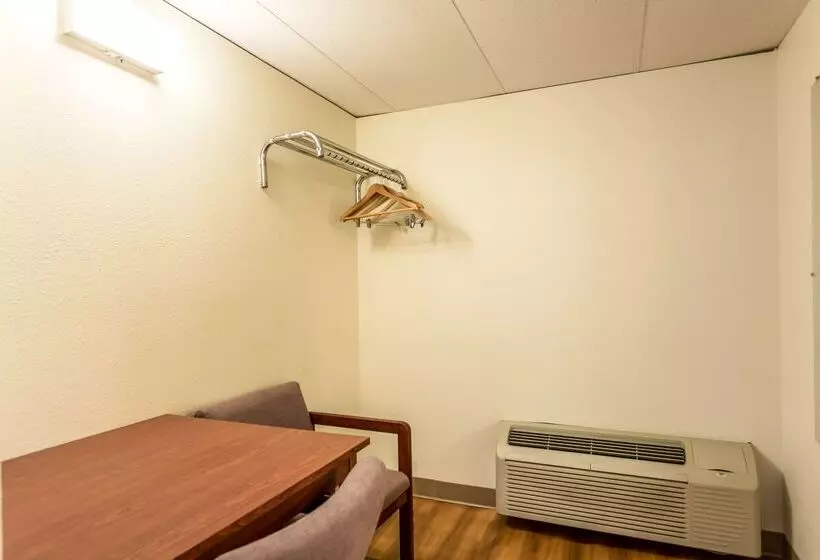 Motel 6butte, Mt Historic City Center