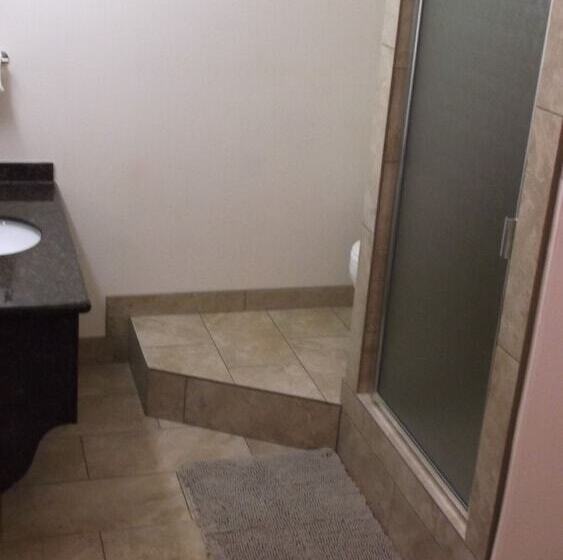 모텔 Super 8 By Wyndham Salina/scenic Hills Area