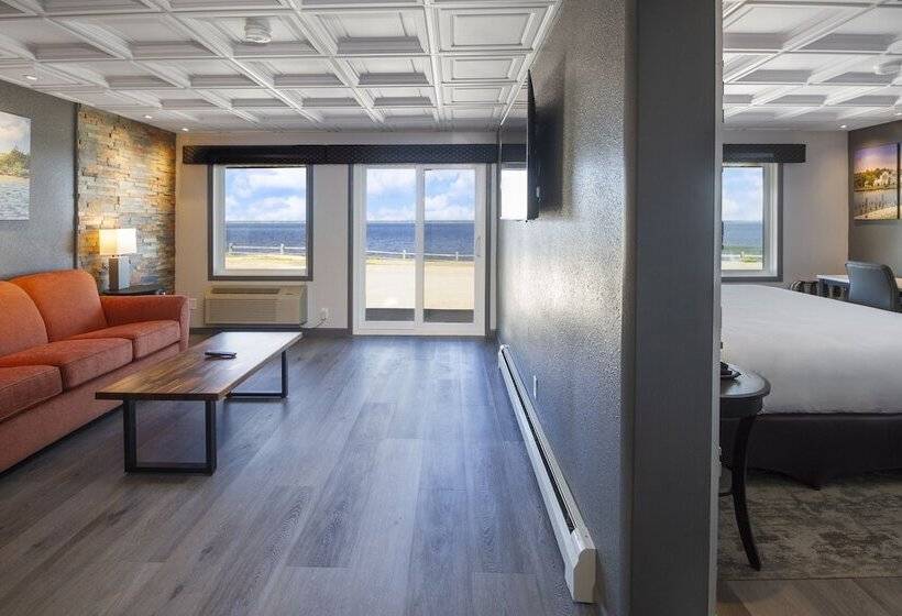 渡假胜地  Terrace Bay Hotel   Lakefront