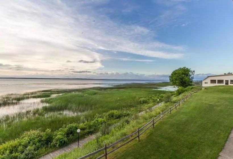 Lomakeskus Terrace Bay Hotel   Lakefront