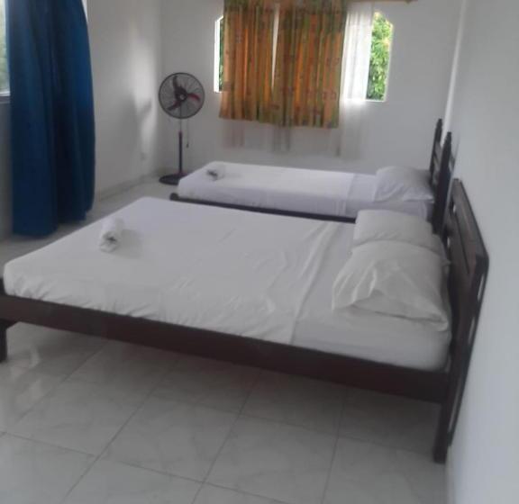 Hotel Es Lancers, Melgar